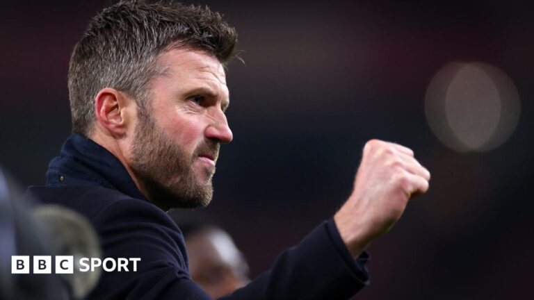 Michael Carrick makes case for Man Utd job after perfect start Manchester United bench