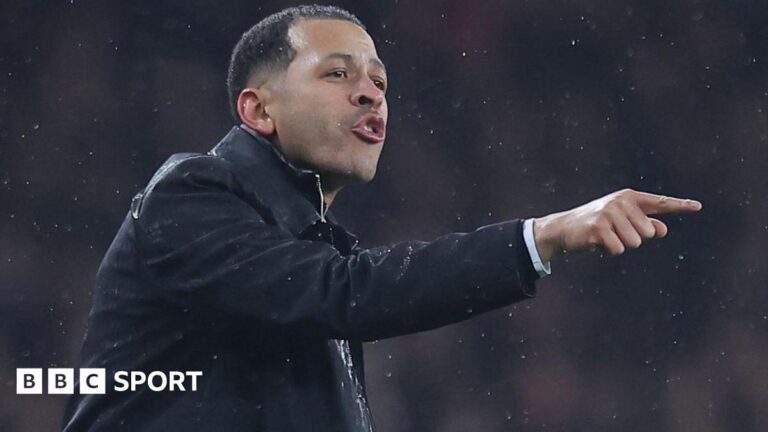 Chelsea manager Liam Rosenior