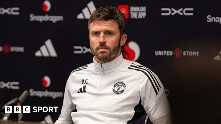 Manchester United head coach Michael Carrick