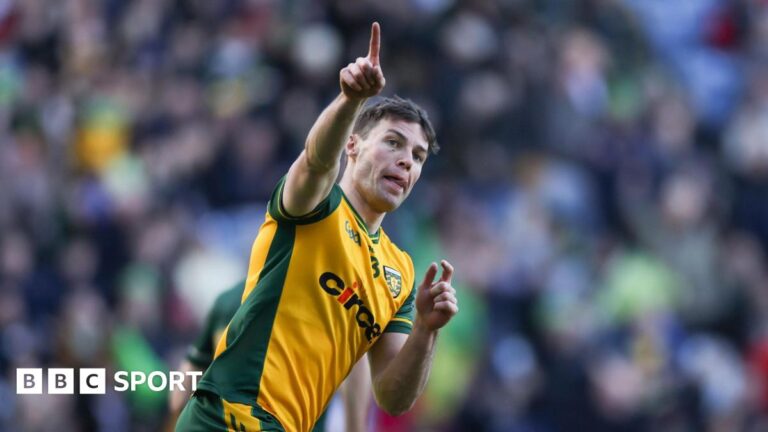 Conor O'Donnell celebrates a Donegal goal