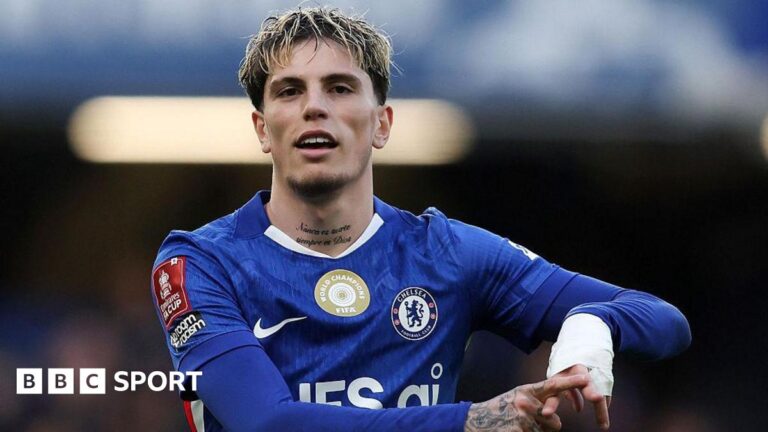 Alejandro Garnacho: What is going on with Chelsea winger? Alejandro Garnacho points at his bandaged left hand after scoring against Port Vale