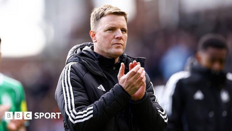 Crystal Palace 2-1 Newcastle: Howe rapidly approaching crossroads Newcastle United head coach Eddie Howe faces the away end after the game against Crystal Palace at Selhurst Park on 12 April, 2026