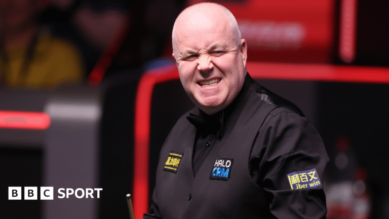 World Championship 2026: John Higgins battles back to level semi-final with Shaun Murphy Half Man