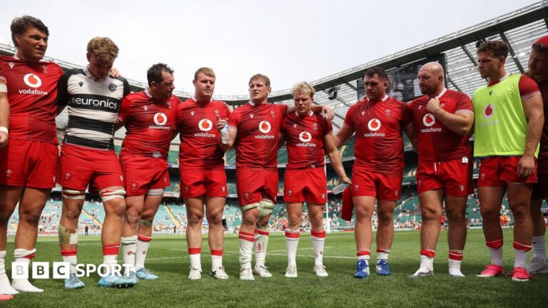 Nations Championship: Wales to cut squad after Barbarians victory Wales players in a huddle after beating Barbarians 33-31 in an uncapped march at the Allianz Stadium in Twickenham.