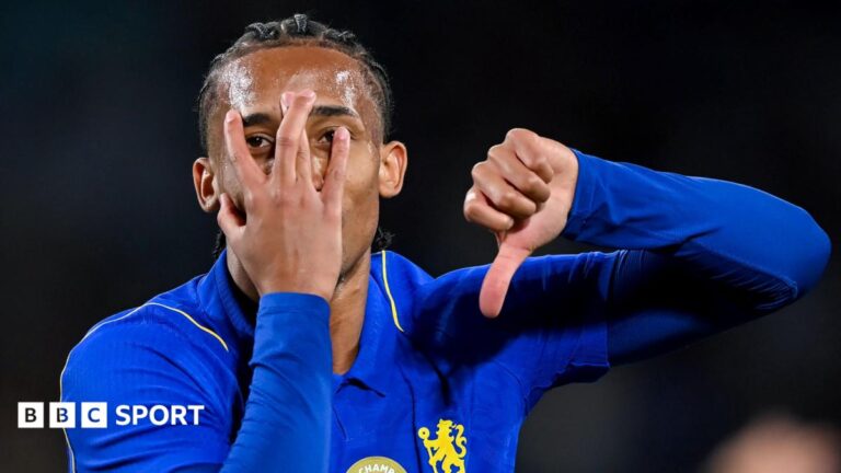 Xabi Alonso’s first Chelsea match was a tale of four strikers Joao Pedro partly covers his face with his hand