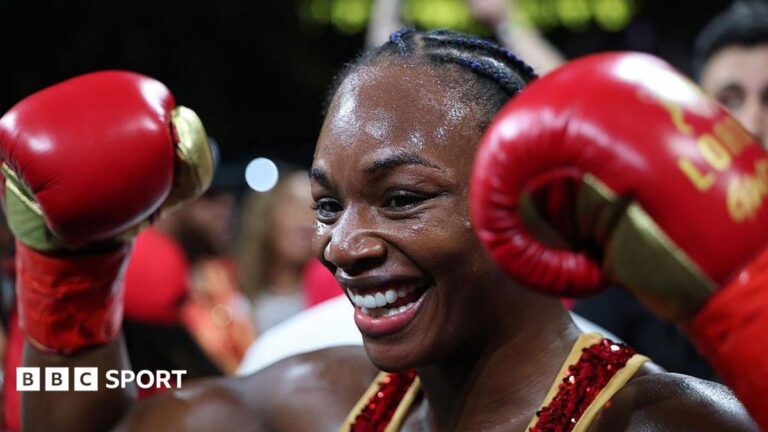 Claressa Shields reacts after defeating Kaye Scott